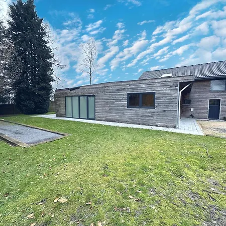 Tchenas Casa de Férias *